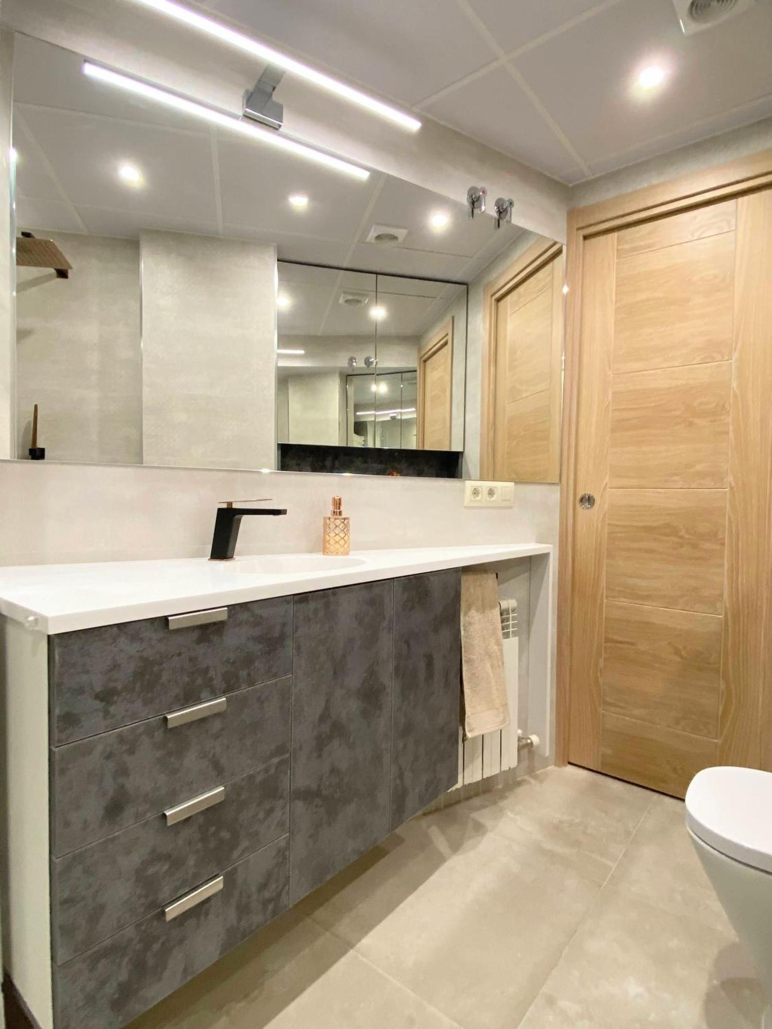 Acogedor Con Acabados Primera Calidad Apartment Saragossa